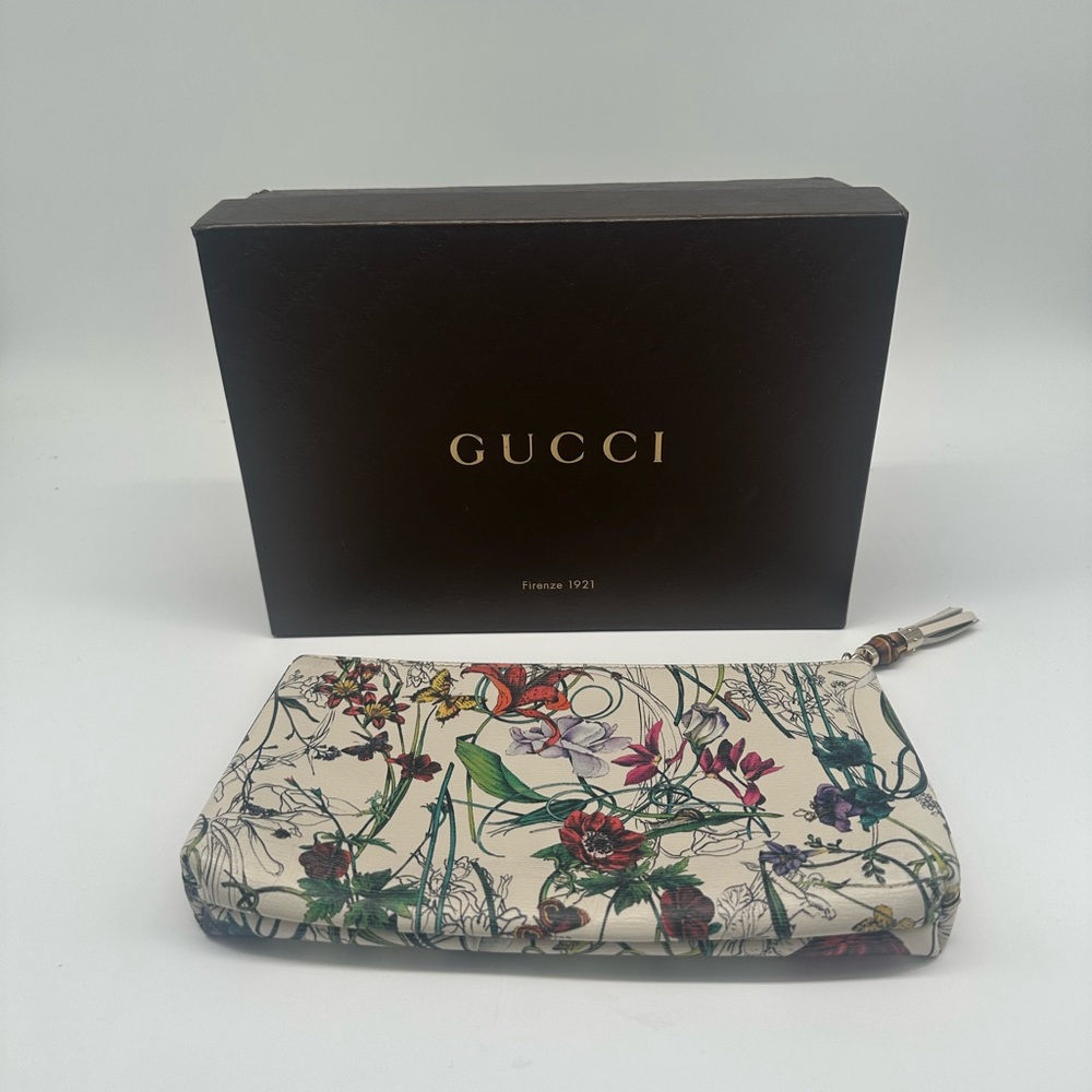 Gucci Floral Zip Clutch Pouch with Box